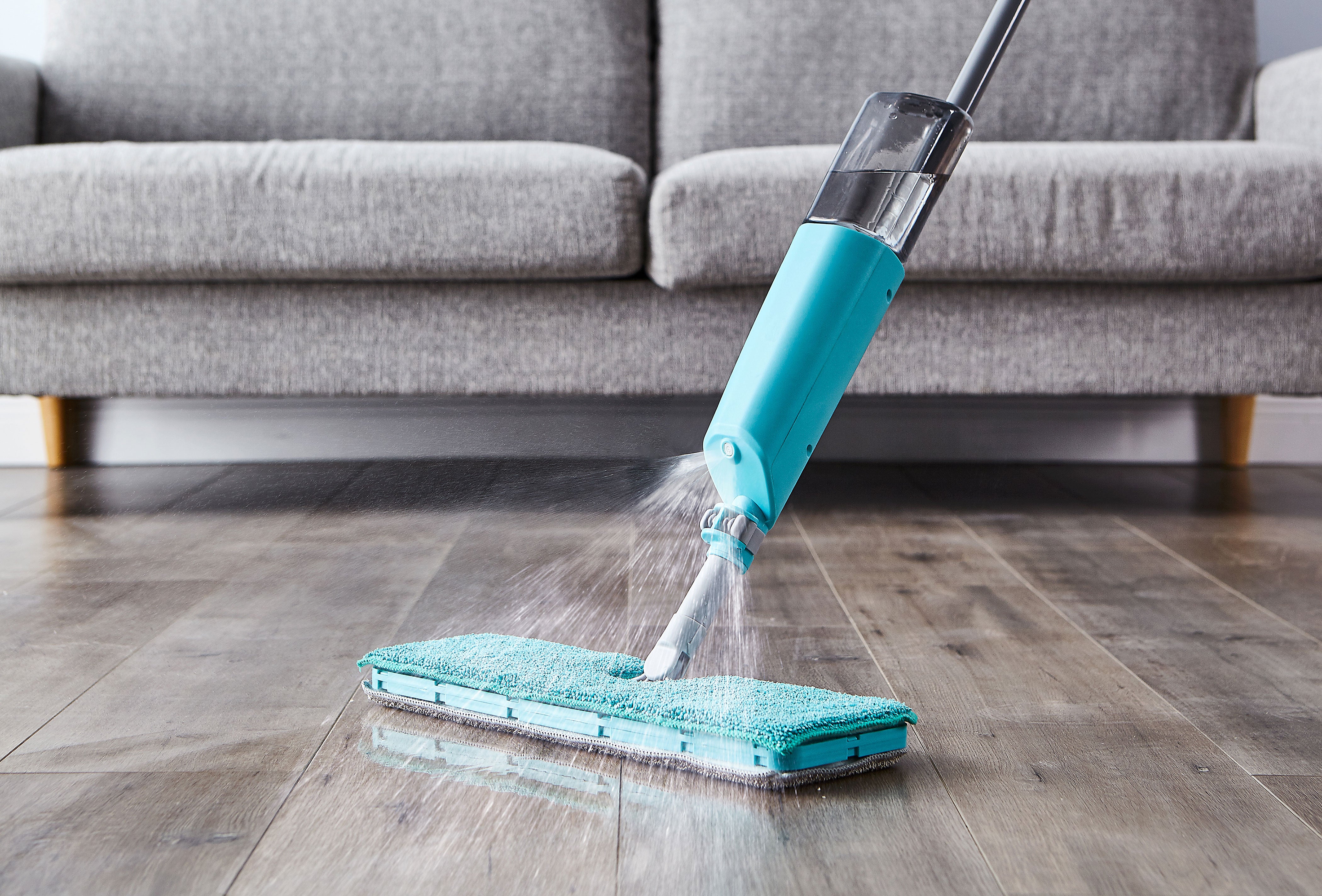 Flexible Spray Mop with Extendable Head & Double Sided Pad Wood Tiles Hard Floor Flexible Spray Mop with Extendable Head & Double Sided Pad Wood Tiles Hard Floor